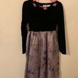 Girls dress